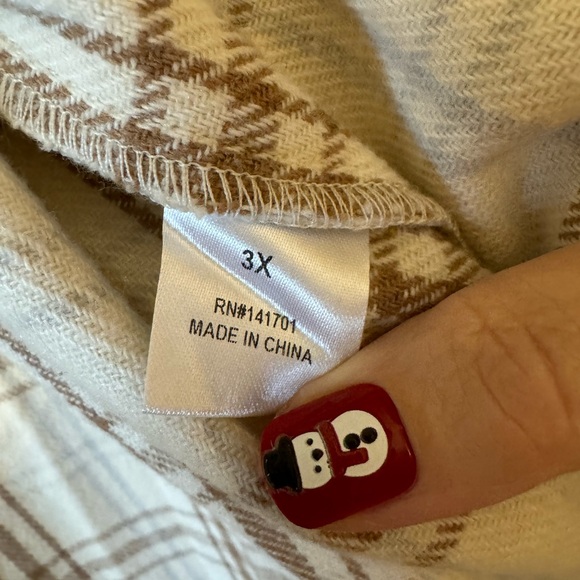 Plaid Beige Women's lightweight shacket - Picture 3 of 6